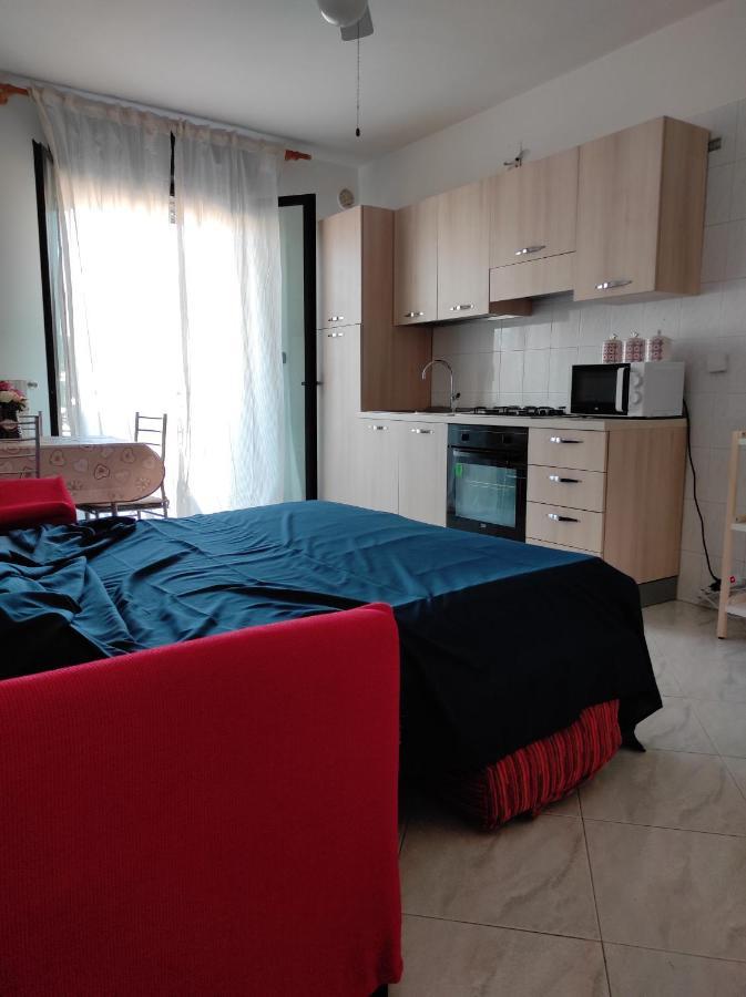 A Casa Di Nonno Pino Apartment Bari Luaran gambar