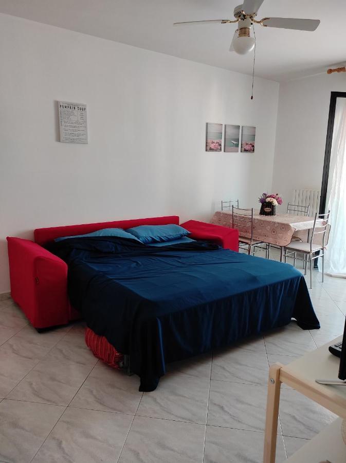 A Casa Di Nonno Pino Apartment Bari Luaran gambar